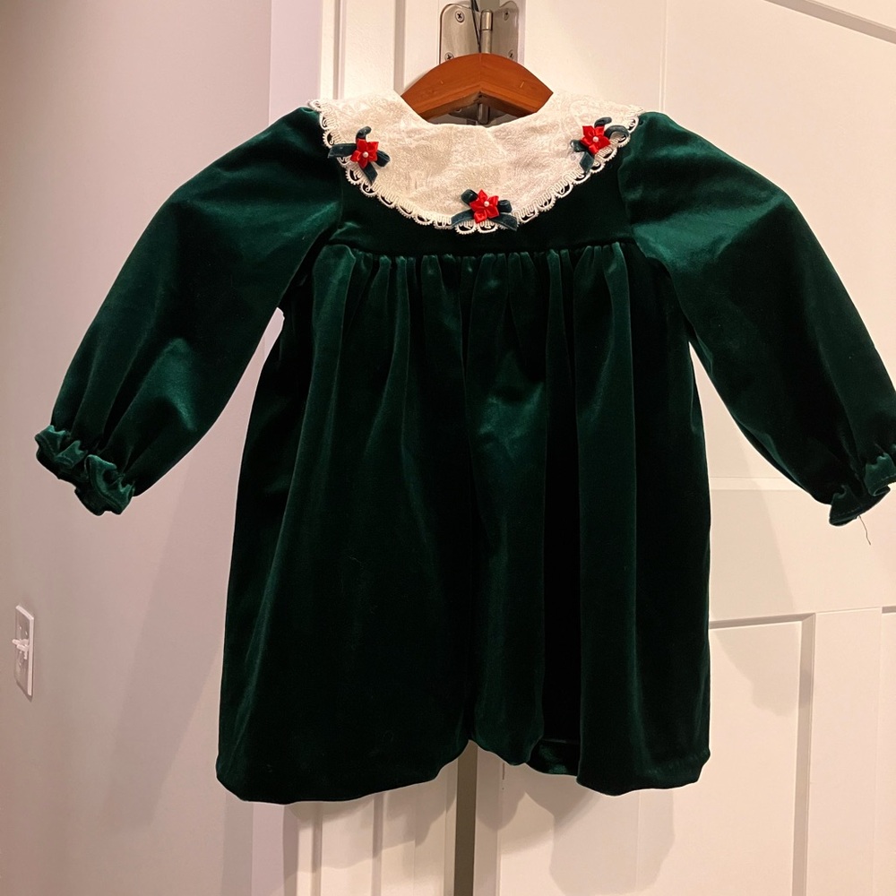 Good Lad Green Velvet Dress with Cream Collar EUC 4T